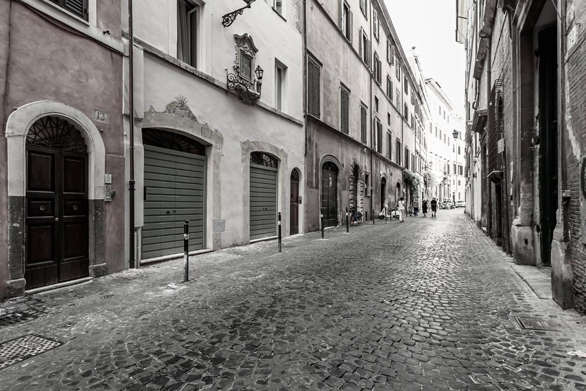 Old Monserrato in Campo de' Fiori Roma Esterno foto